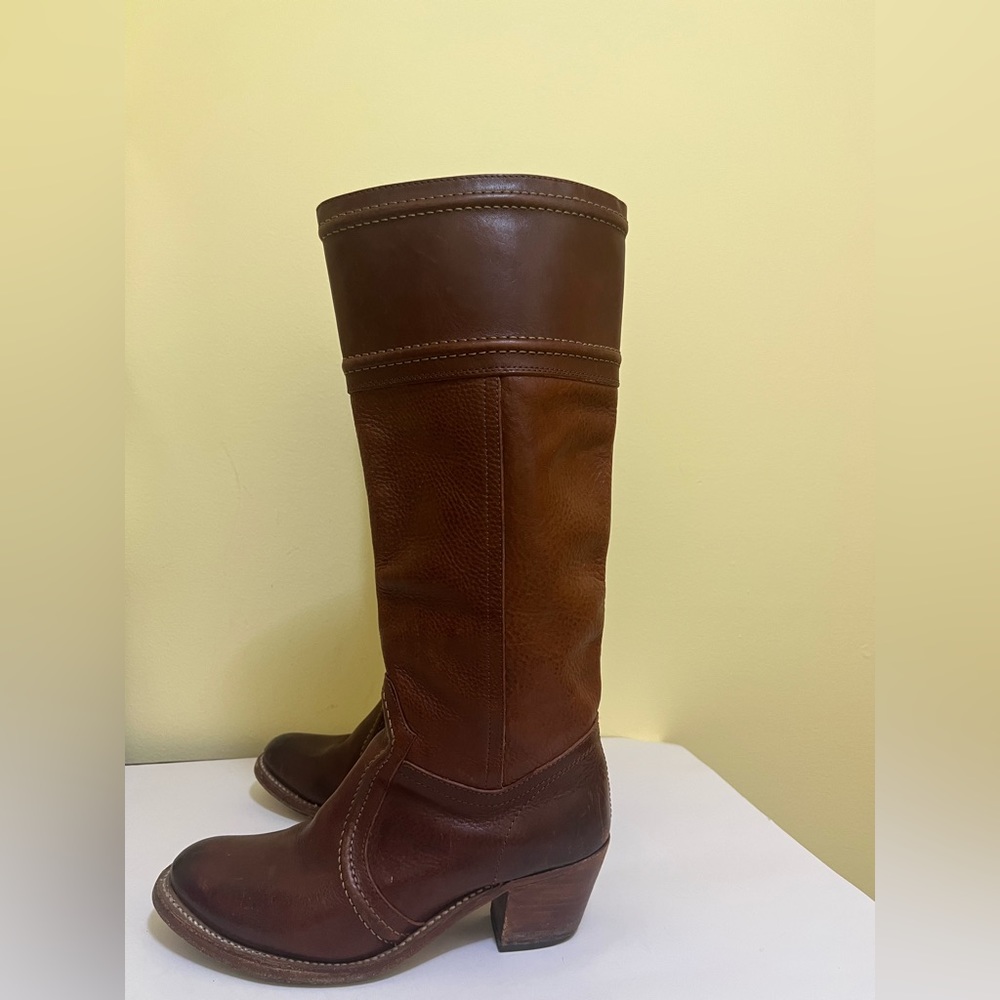 Frye Leather Jane size 7 Riding Boot Cognac Brown